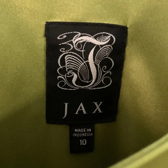 Chartreuse green dress - Picture 2 of 9